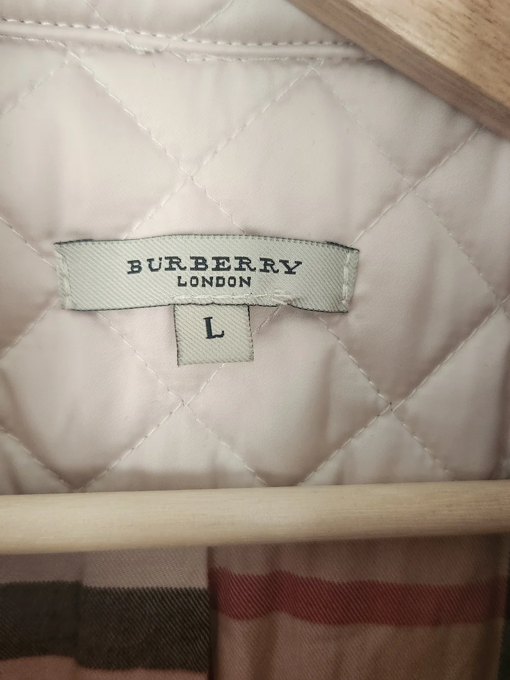Burberry ivory Quilted Trench Coat - Picture 11 of 11